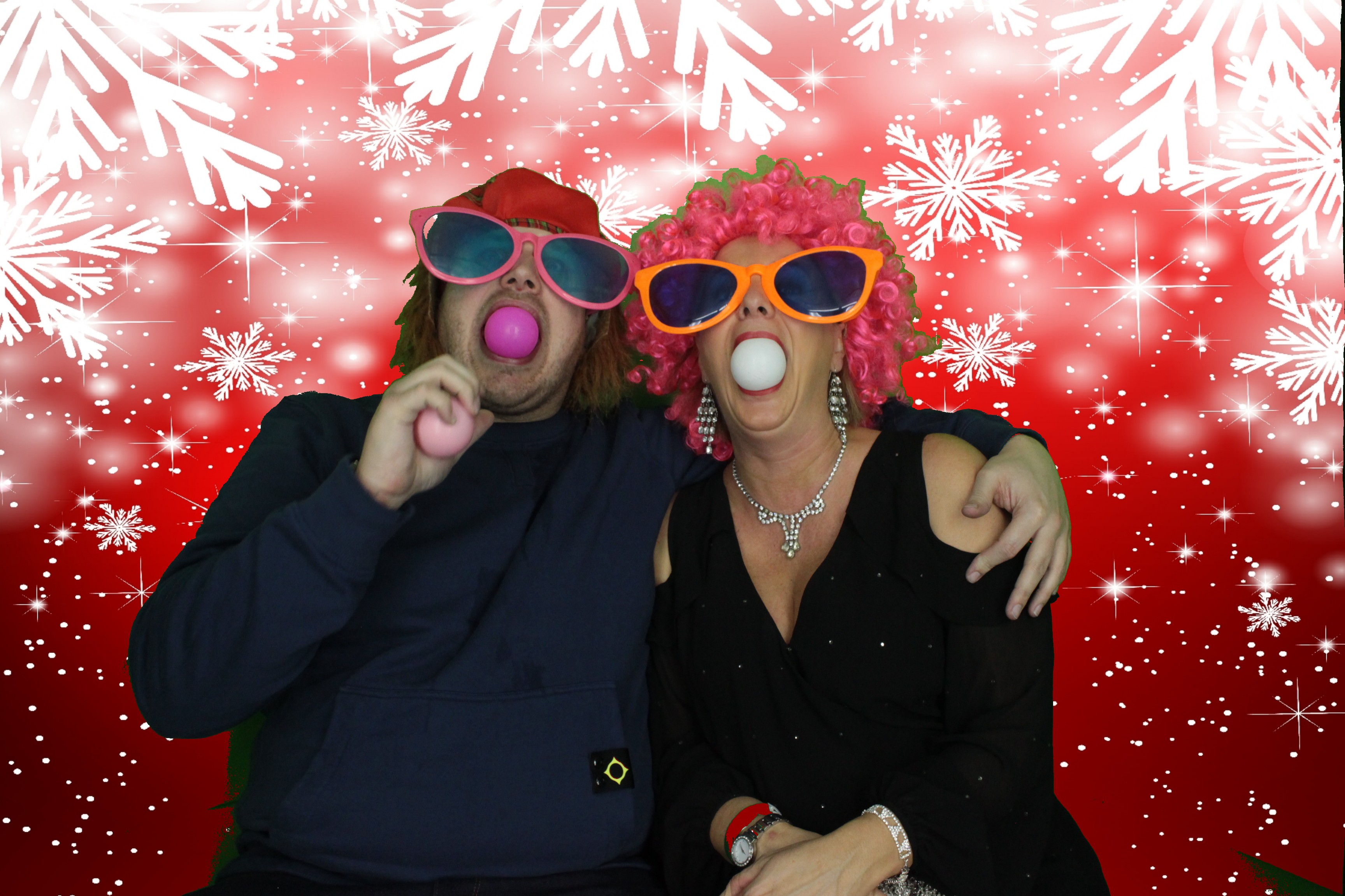One Line Christmas Party | View more photos from the event at gallery.myphotoboothexperience.co.uk/u/MyPhotoBoothExperienceLtd/One-Line-Christmas-Party
